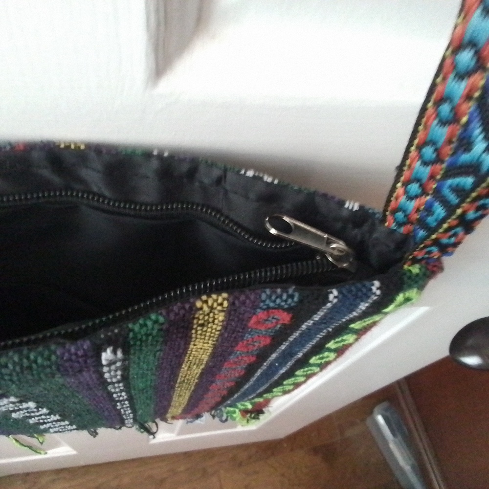 Knit crossbody bag - Picture 6 of 6